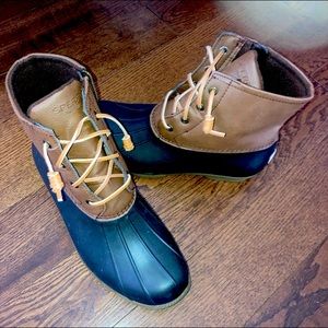 Sperry Duck Boots 9.5
